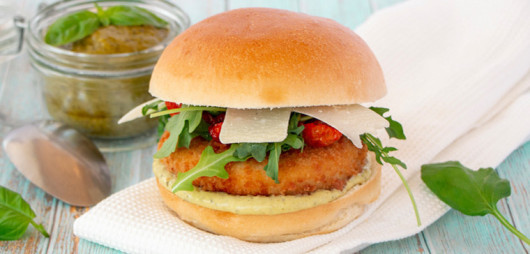 Pollo provolone burger